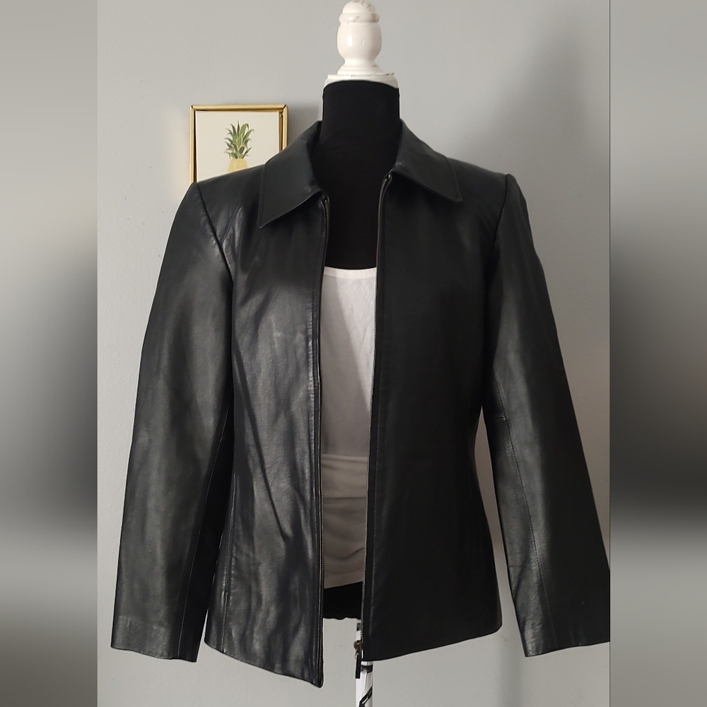 Leather Jacket Womens Black Worthington Lambskin Coat Medium pockets good condit